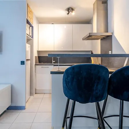 Proche Gare Apartment *